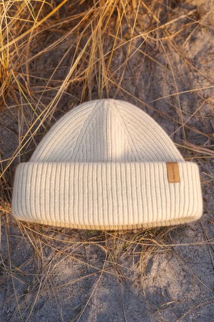 Main Image Pre Après Wool Beanie - Cream ...