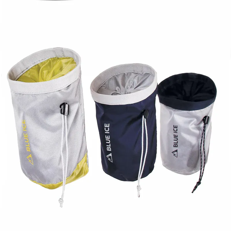 Blue Ice Sender Chalkbag Black Iris