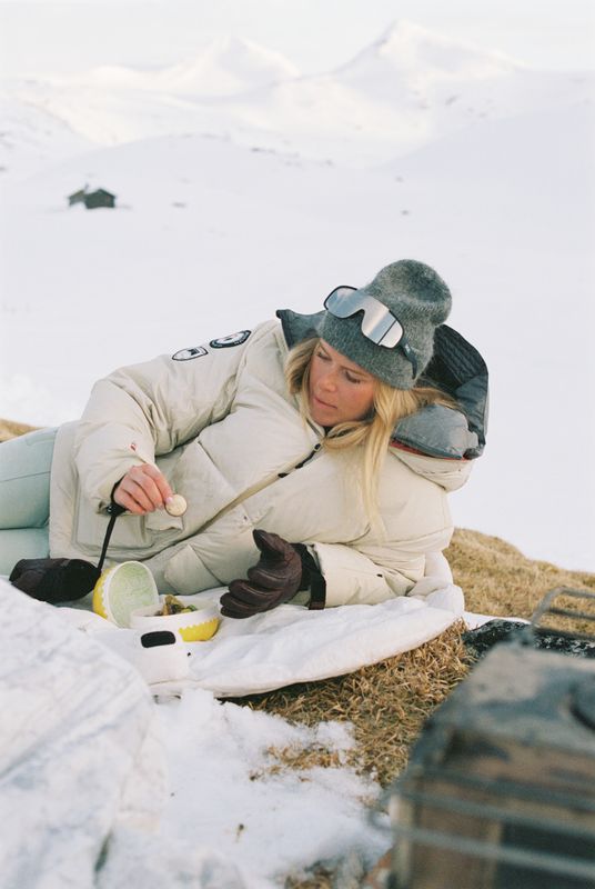 AMUNDSEN PEAK PARKA W´s 633 Warm Sand